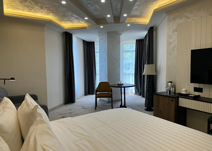 Eighty Eight Deluxe Hotel & Spa