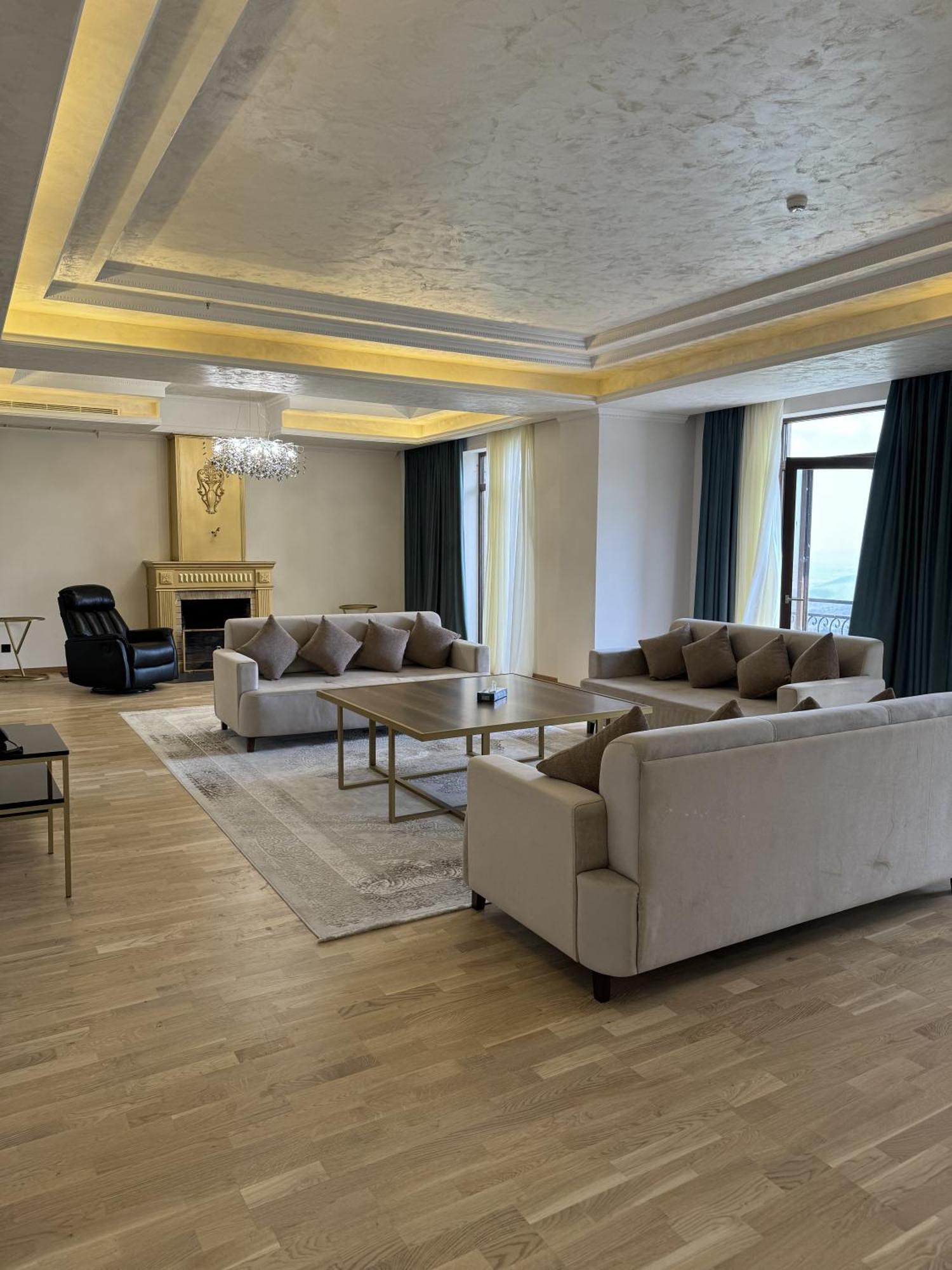 Eighty Eight Deluxe & 5* Tsaghkadzor