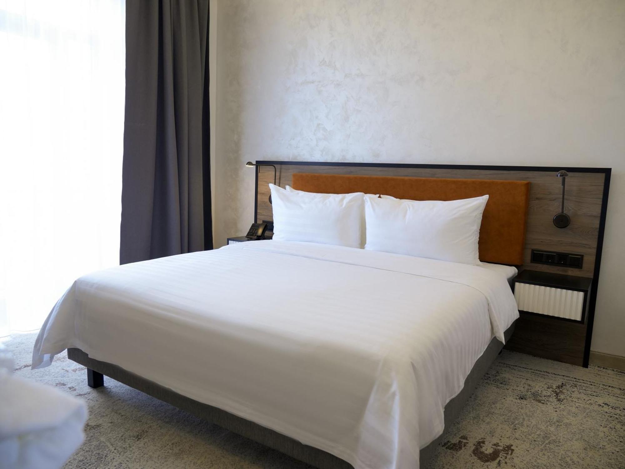 Eighty Eight Deluxe & Hotel